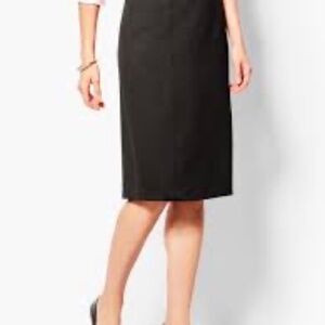 Talbots Refined Ponte Pencil Skirt in Black, Size 16